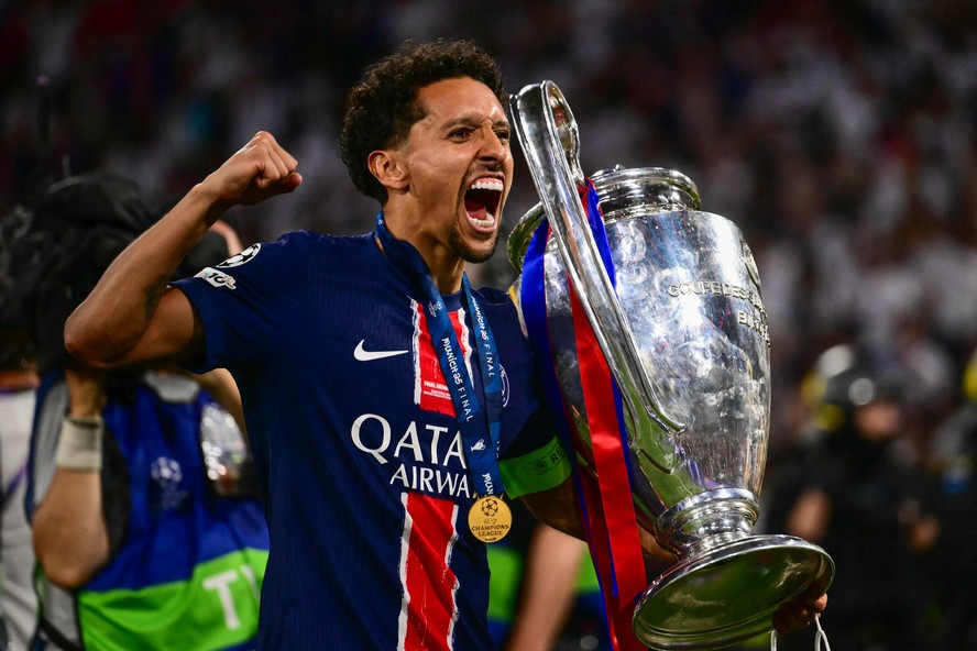 Breathtaking Marquinhos Equals Roberto Carlos For Most Champions League Appearances By A Brazilian Abstract for Your Screen