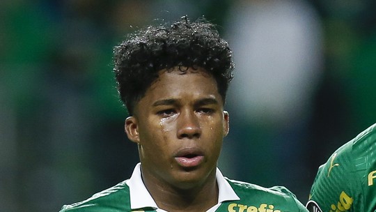 Endrick chora em seu último jogo pelo Palmeiras