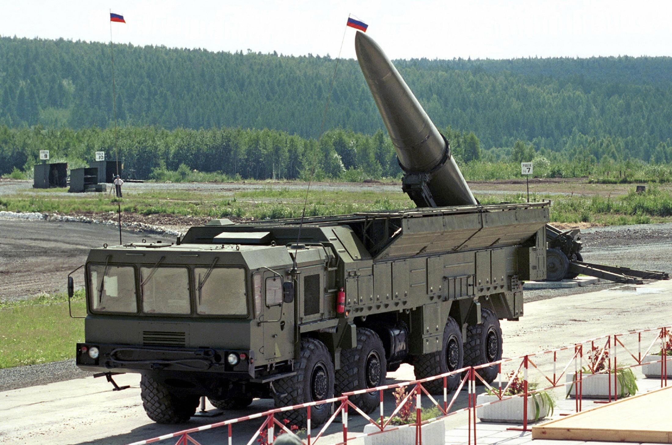 Bielorrússia e Rússia realizam manobras militares envolvendo armas nucleares