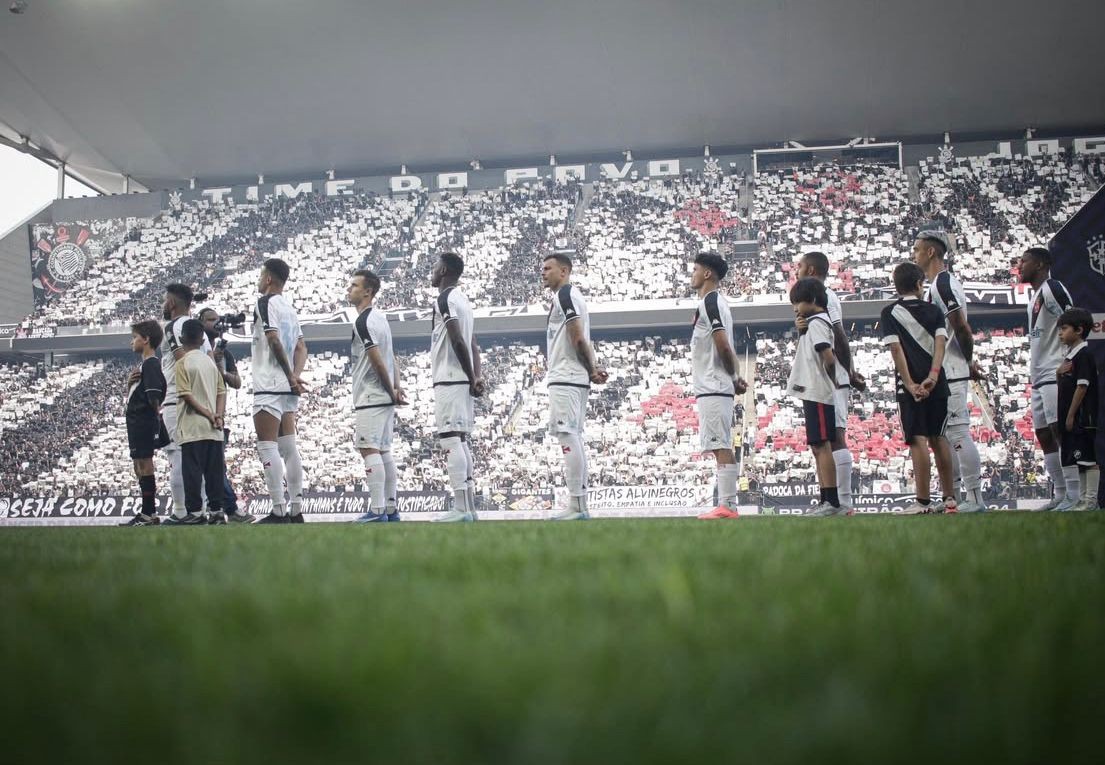 Confusão entre torcidas do Corinthians e Vasco termina com 8 detidos; veja vídeo