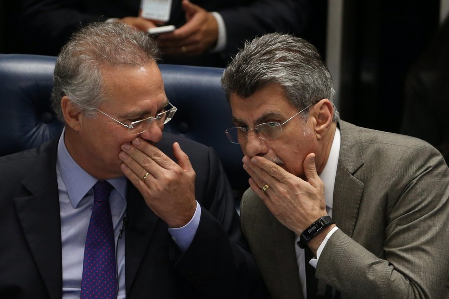 Renan Calheiros e Romero Jucá, durante sessão do Senado em 2016