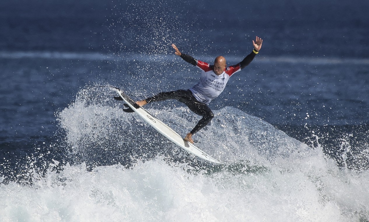 'Parece o fim': lenda do surfe, Kelly Slater indica aposentadoria após derrota na Austrália
