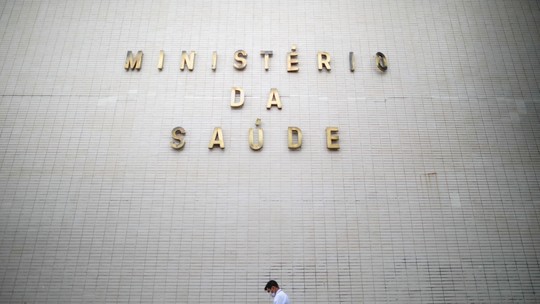 Ex-secretário do MS de Bolsonaro é denunciado por uso indevido de milhas aéreas