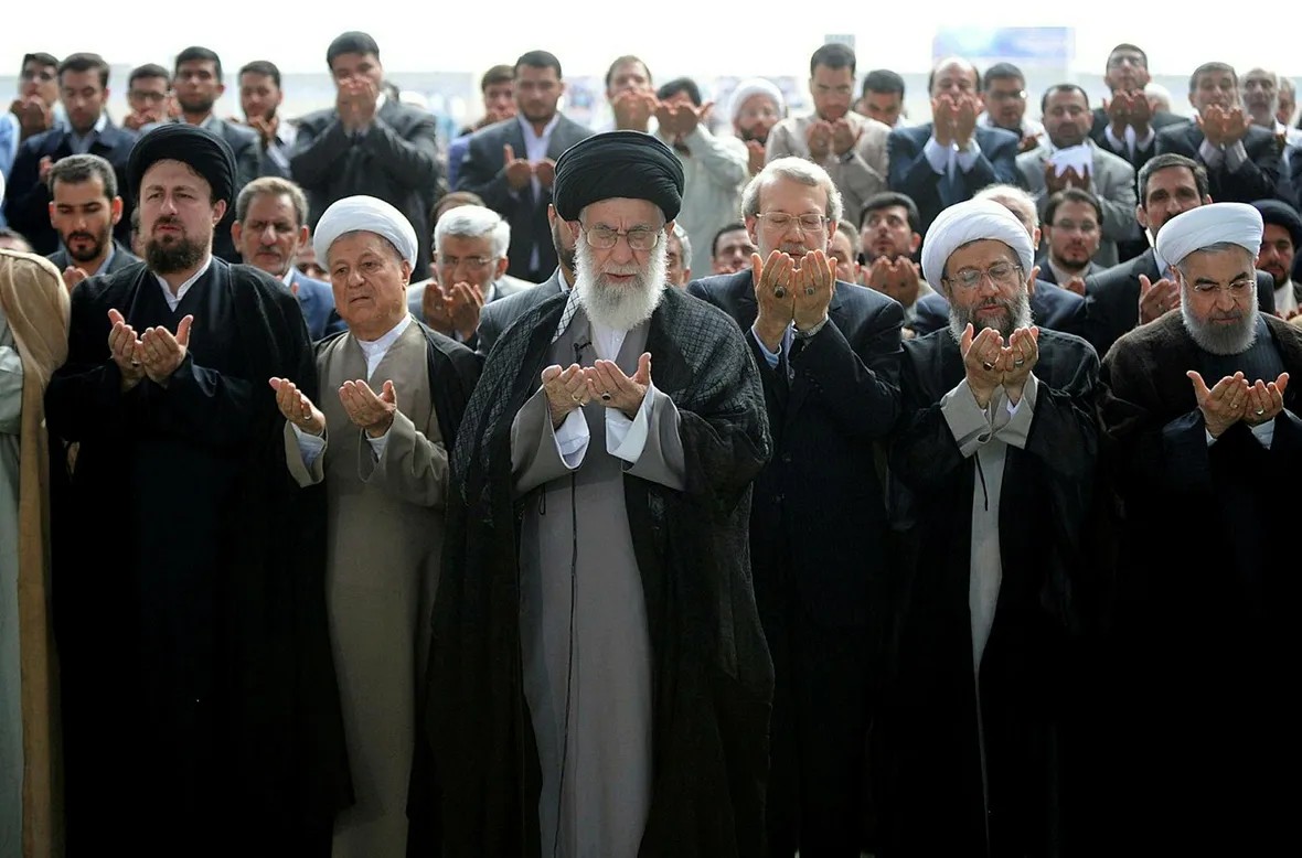 Mortes na c&uacute;pula do regime ampliam repress&atilde;o no Ir&atilde; e elevam ansiedade entre autoridades, que temem ser novos alvos