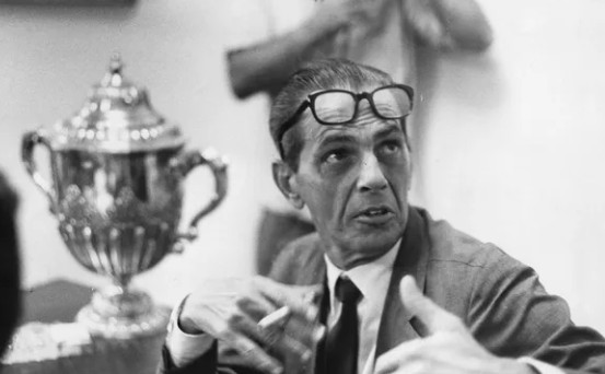 'Saga do Tri': O técnico da seleção demitido pelo presidente do Brasil antes da Copa