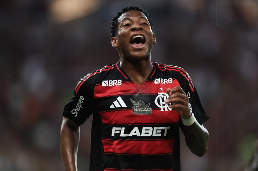 Imagem ilustrativa sobre Flamengo firma venda de Gonzalo Plata ao Dínamo de Moscou por R$72 milhões, enquanto torcedores debatem se foi o pior negócio