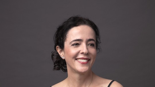 Silvia Buarque fala do papel na série 'Betinho', do afastamento das novelas e do peso de ser filha de Marieta Severo e Chico Buarque
