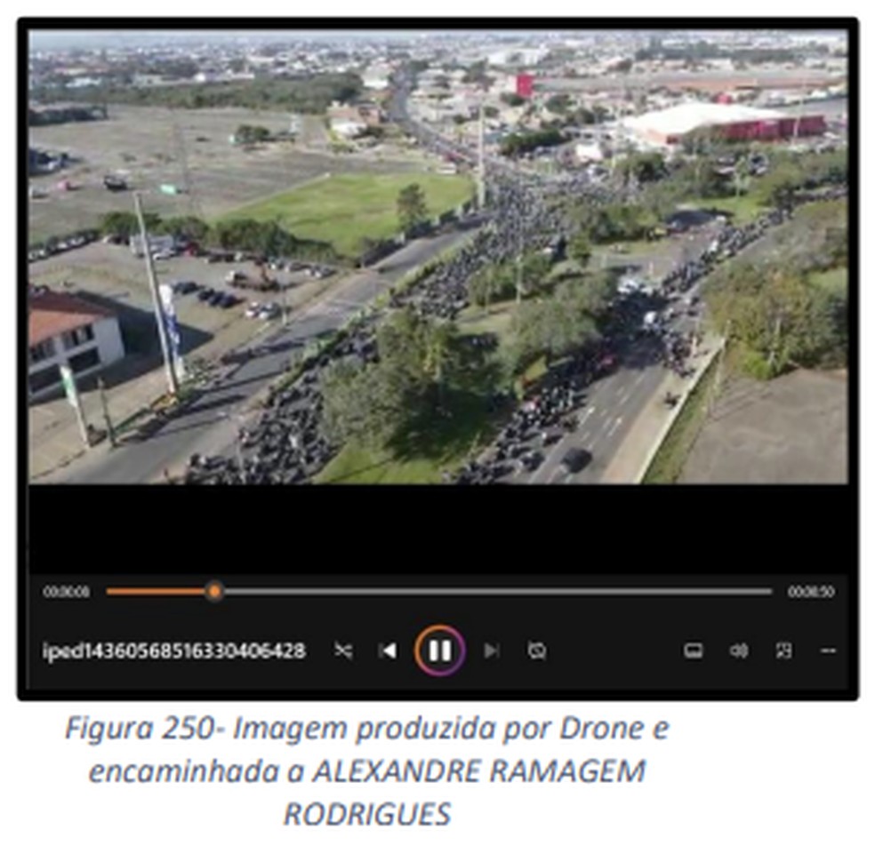 Vídeo gravado por drone da Abin em motociata foi encaminhado a Alexandre Ramagem — Foto: Reprodução