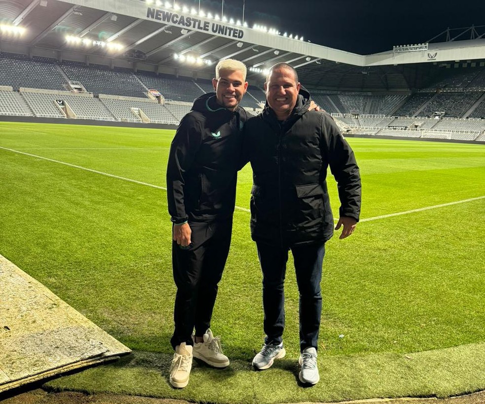 Bruno Guimarães e Mário Jorge, jogador e técnico viraram amigos — Foto: Arquivo pessoal