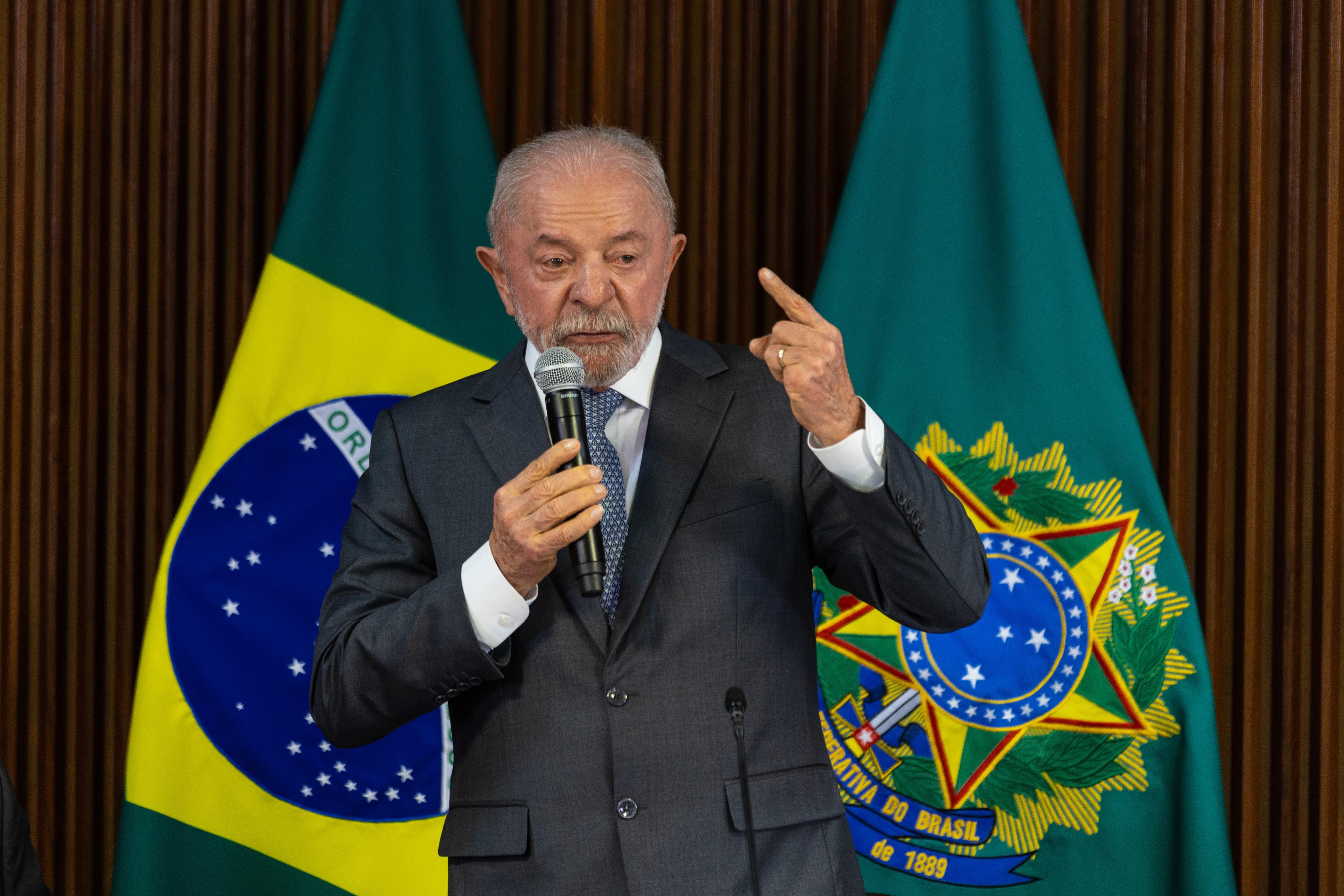 Na reunião ministerial, um fato inédito: nenhuma bronca de Lula