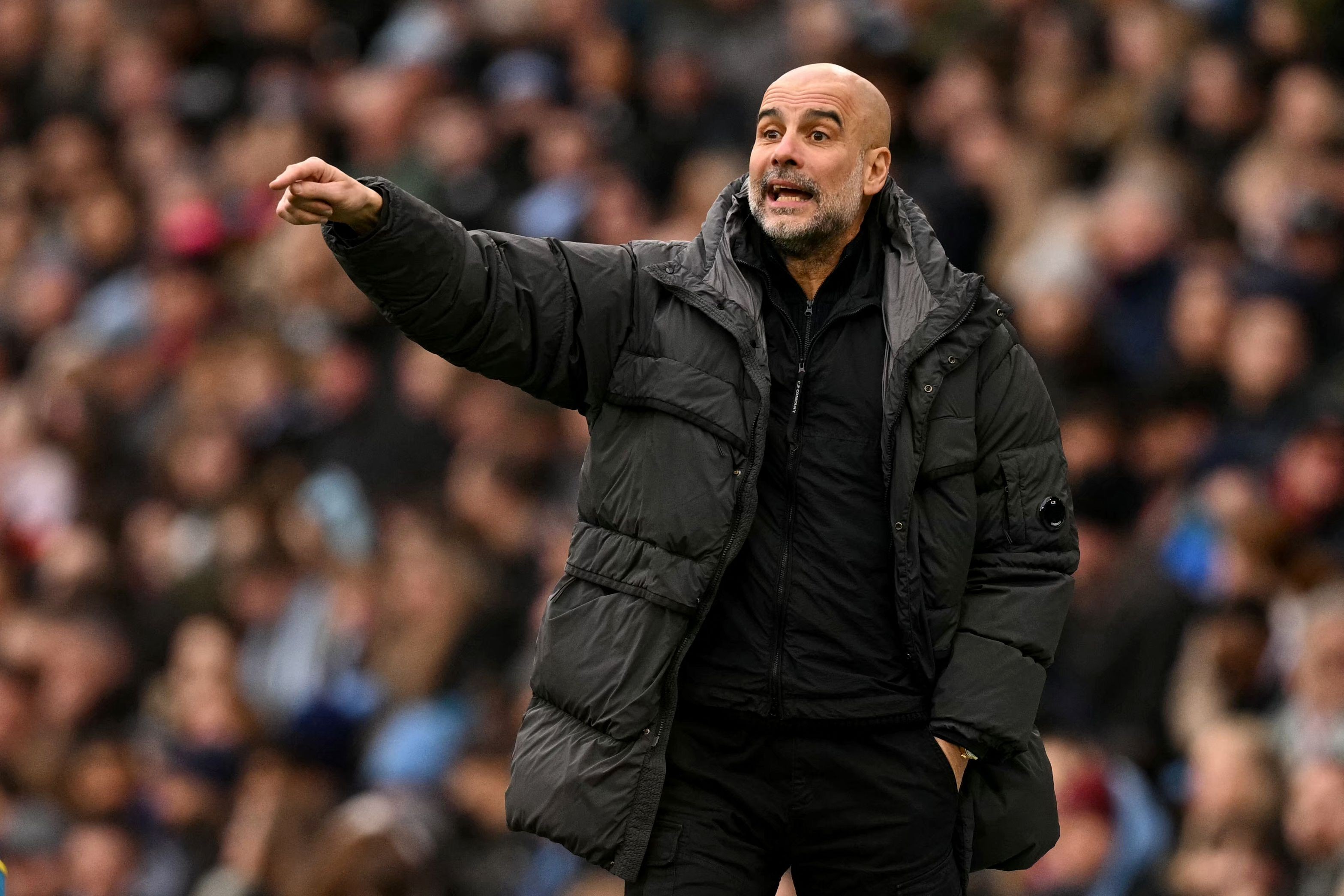 Cover image for Guardiola pede salário dez vezes maior que o de Luis de la Fuente para treinar a Itália, diz jornal