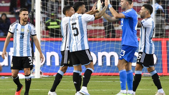 Fifa divulga ranking mundial e Argentina abre vantagem na liderança; Brasil segue em terceiro