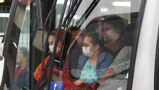 O prefeito da capital, Ricardo Nunes (MDB), anunciou na segunda-feira que 100% da frota de ônibus estaria operando ao longo desta terça-feira para amenizar os impactos das paralisações  Foto: Edilson Dantas / Agência O Globo