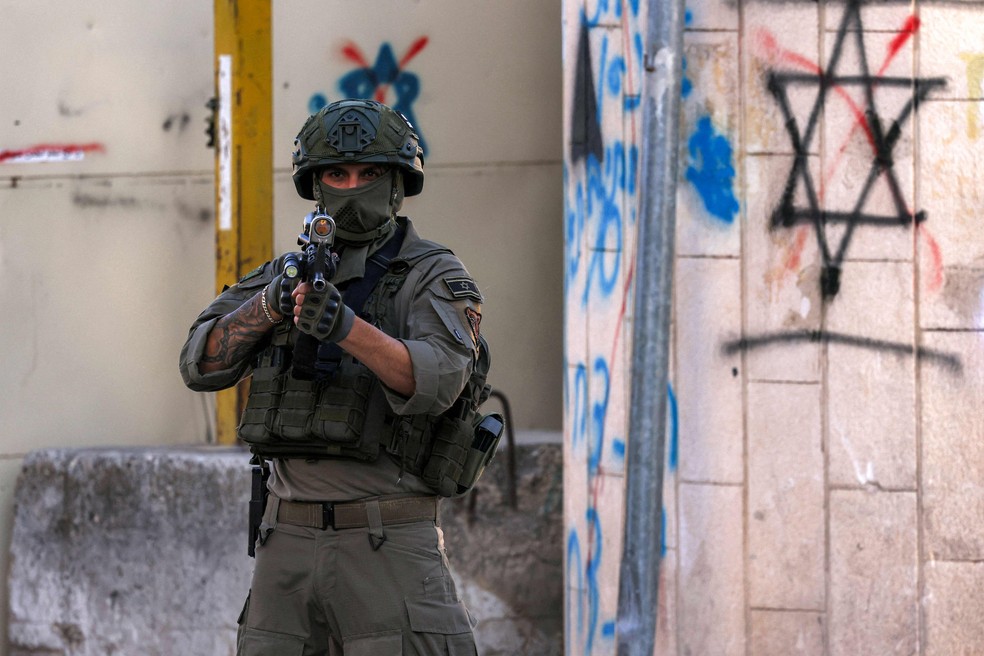 Soldado israelense — Foto: Hazem Bader/AFP
