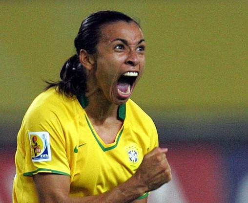 Marta comemora gol em sua segunda Copa do Mundo, em 2007.