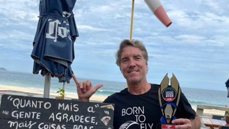 O piloto de voo livre Philip Haegler sofreu um acidente de parapente em São Conrado e não resistiu — Foto: Reprodução