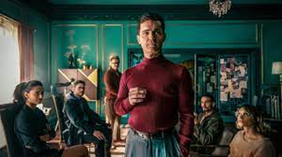 'berlim', na netflix, é versão infantilizada e melosa de 'a casa de papel'. Cotação: duas estrelas (ruim). Saiba por quê