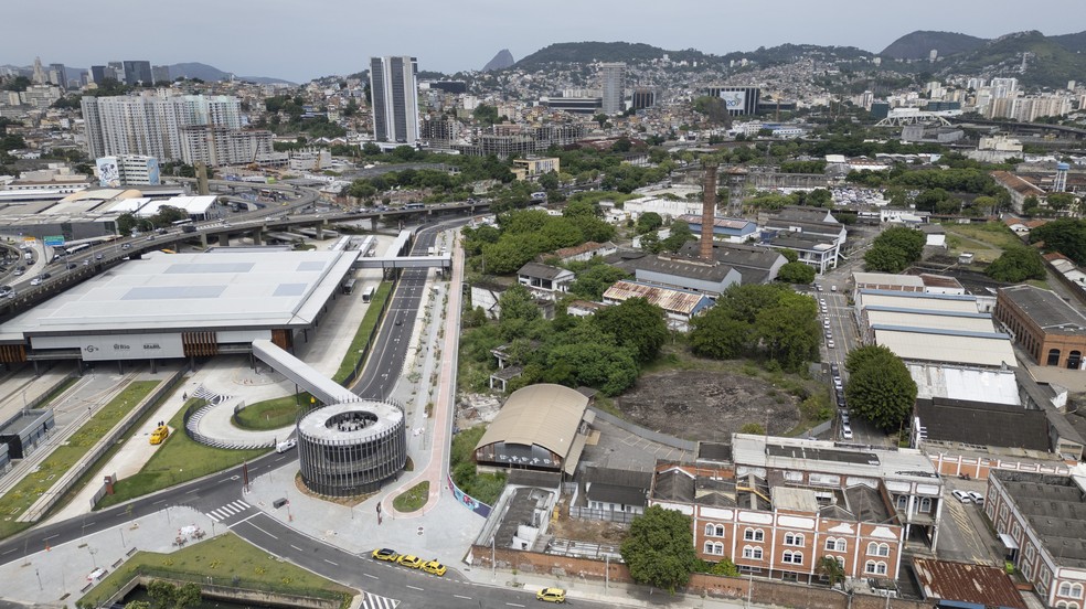 Terreno na área do Gasômetro onde poderá ser o Estádio do Flamengo. Clube apresentou a Caixa o projeto. — Foto: Foto de Márcia Foletto
