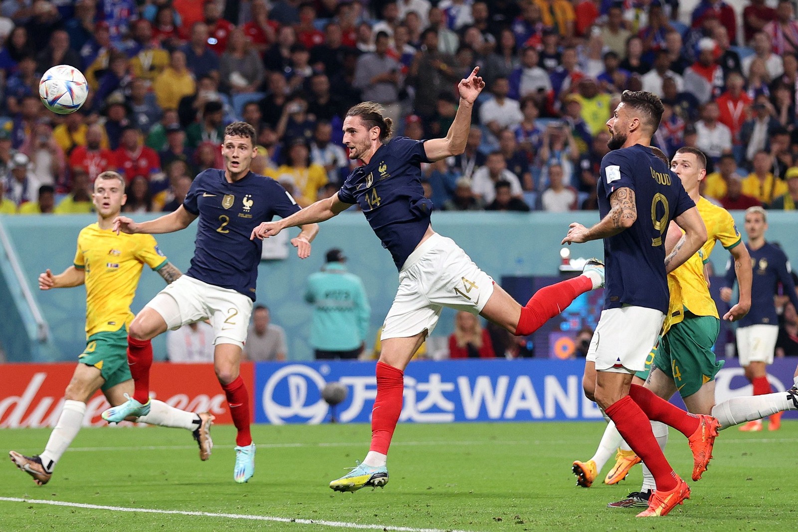 Rabiota marcou um gol pela França na Copa — Adrian Dennis / AFP