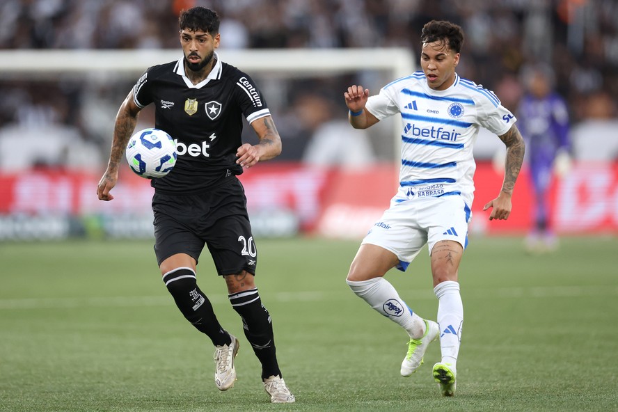 Botafogo perde para o Cruzeiro em casa e deixa o G6 do Campeonato ...