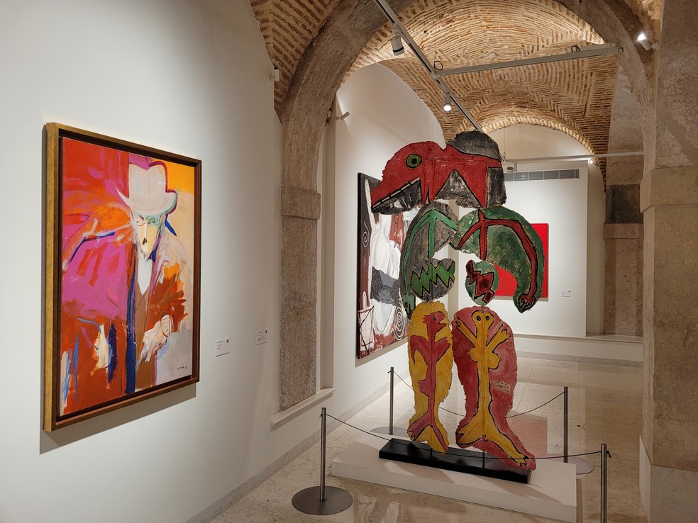 Parte do acervo da maior coleção particular de Portugal, em exibição no Museu de Arte Contemporânea Armando Martins (Macam), que abriu em 2025 em Lisboa — Foto: Eduardo Maia/O Globo