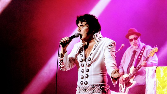 The Burning Love Band- Um Tributo a Elvis Presley no Teatro Rival Petrobras: assinante O GLOBO tem 50% de desconto