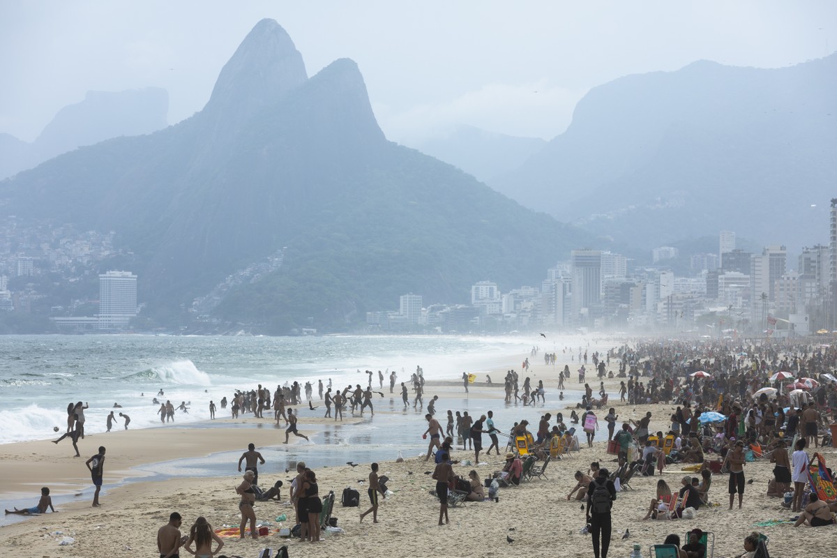Rio tem mais um dia de calor intenso e sensação térmica chega a 47,5ºC ...