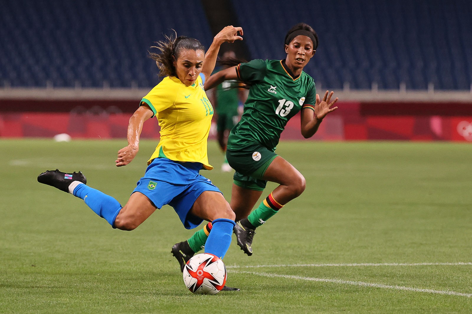 A seleção feminina de futebol venceu a Zâmbia por 1 a 0 nesta terça e vai enfrentar o Canadá nas quartas de finalAFP
