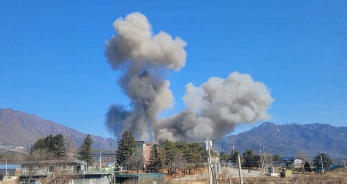 Avião militar sul-coreano lança por engano oito bombas e fere ao menos 15 civis