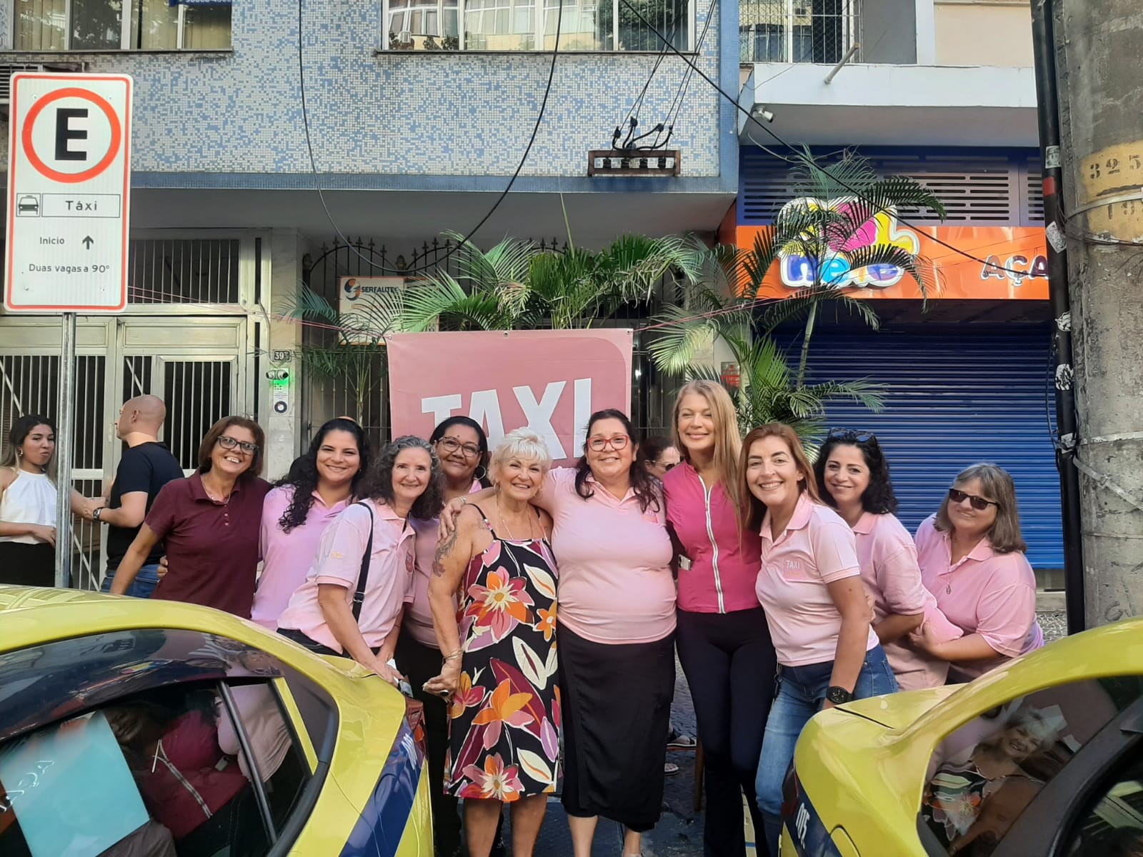 Taxi Delas: projeto inaugura ponto feminino na Tijuca e projeta chegar a outros bairros do Rio