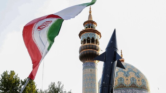 Irã x Israel: Piadas nas redes sociais espelham reação iraniana de minimizar ataque israelense; veja tuítes