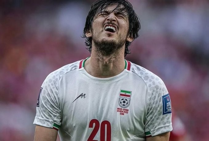 'Messi iraniano' fica fora da Copa após polêmicas políticas e críticas ao regime do país; entenda