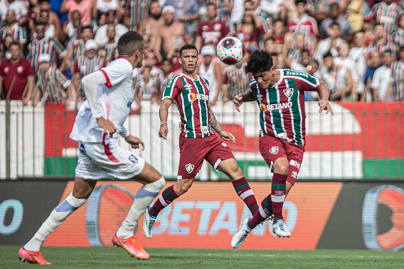 Germán Cano cabeceia no lance do primeiro gol do Fluminense sobre o Resende — Foto: Marcelo Gonçalves/Fluminense