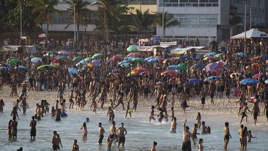 Verão fora de época: pesquisa aponta estação predileta do carioca. Adivinha qual é...