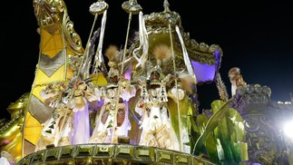 Desfile da Beija-Flor de Nilópolis — Foto: Domingos Peixoto