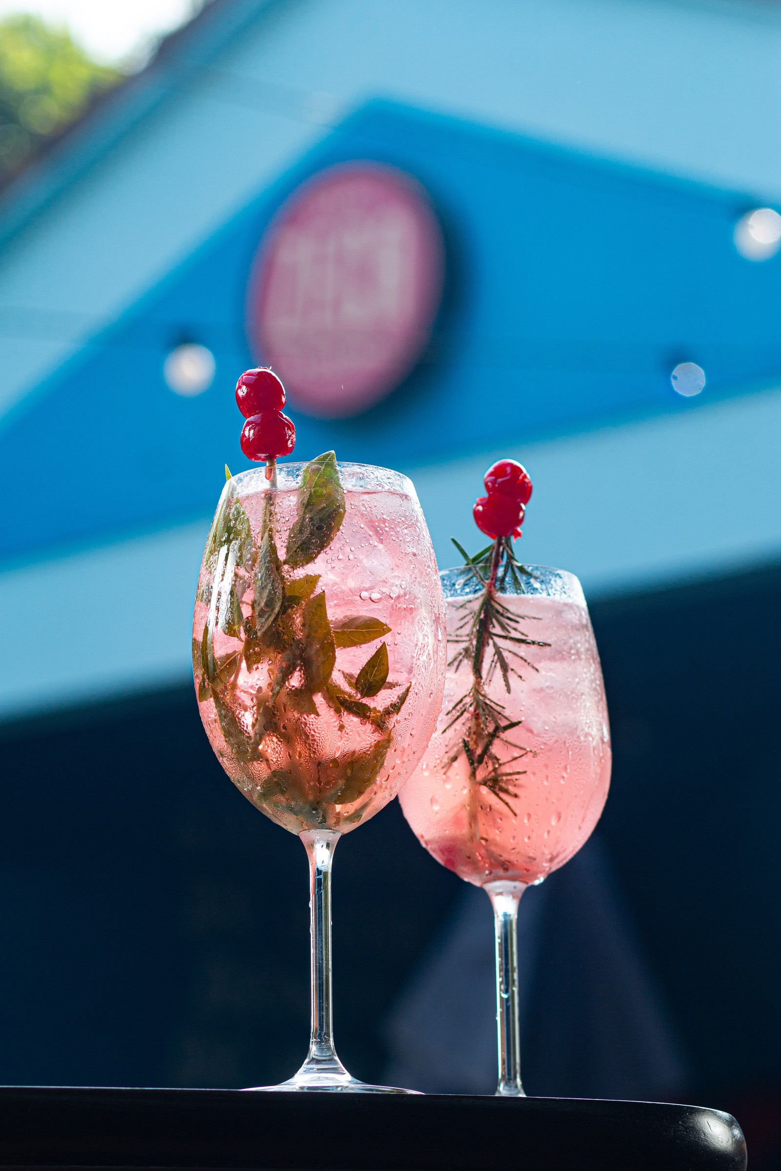 Verão in Zeca, alcohol-free bar do do zeca pagodinho, leva Tônica pink lemonade, Monin flor de sabugueiro elimão-siciliano-foto: foto: divulgação/vitorFaria