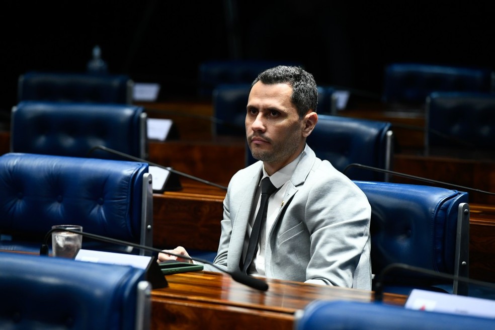 Senador Cleitinho, durante sess�o do Senado - Foto: Carlos Moura/Ag�ncia Senado