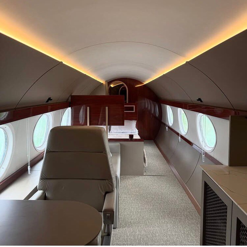 Arquiteta transforma jato executivo em suíte de luxo no Espírito Santo — Foto: Divulgação