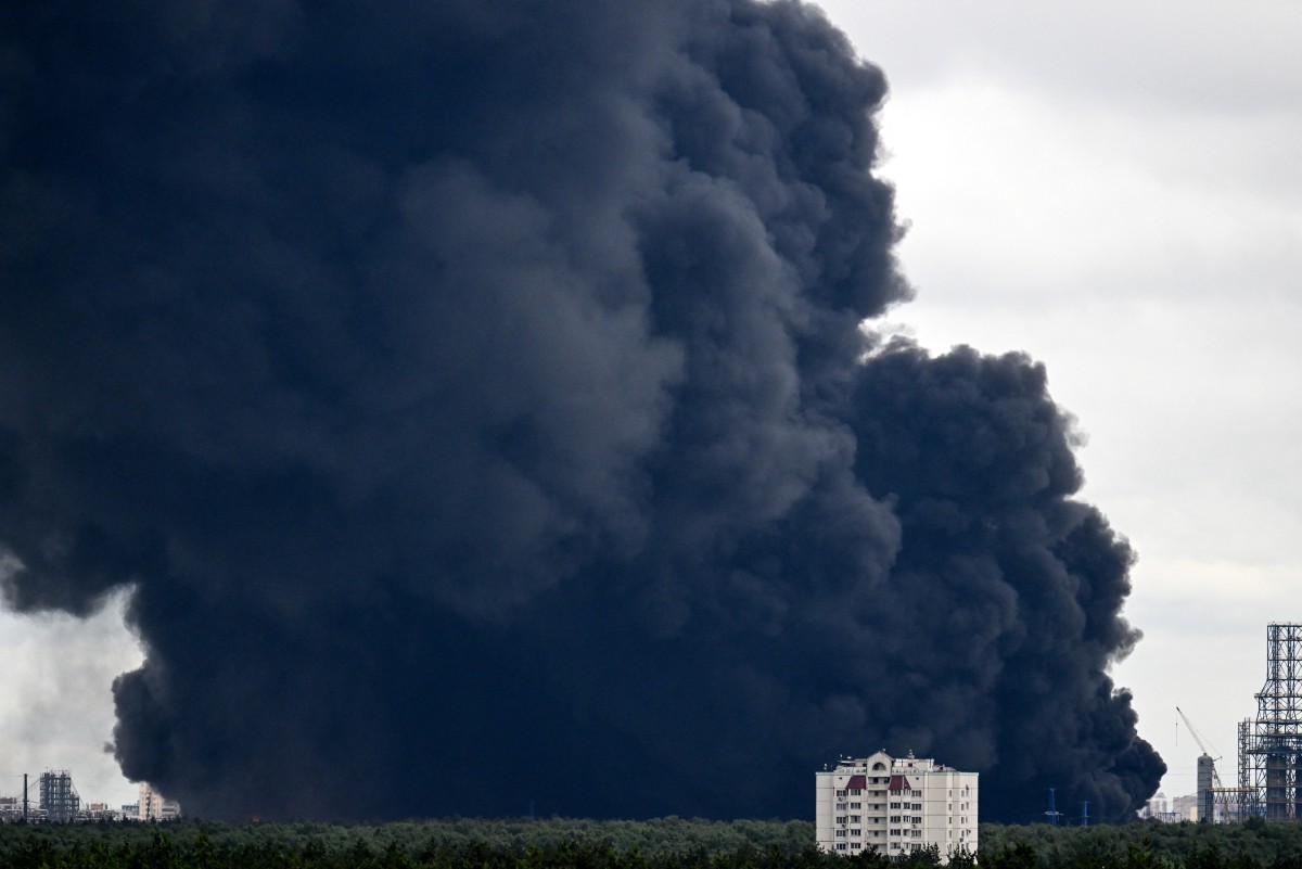 Guerra em Moscou: Imagens de satélite mostram refinaria de petróleo atingida em maior ataque à cidade desde início da guerra; veja