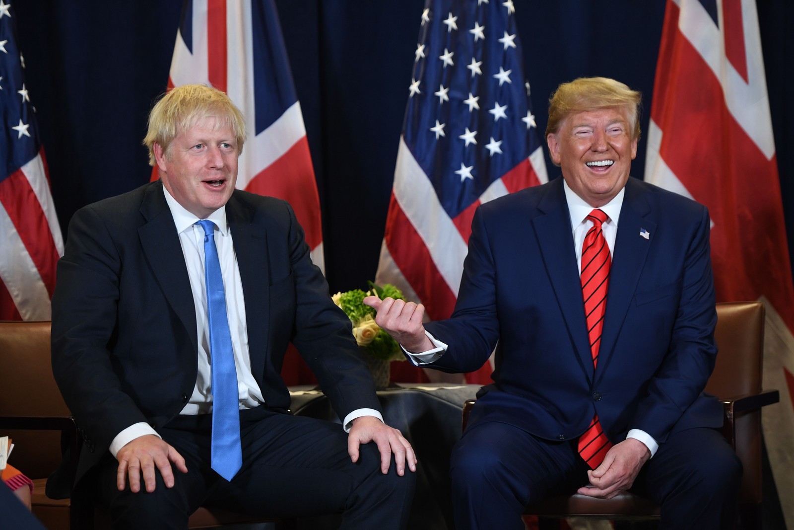 O primeiro-ministro britânico, Boris Johnson, e Trump em encontro durante a Assembleia Geral da ONU, em Nova YorkAFP - 24/09/2019