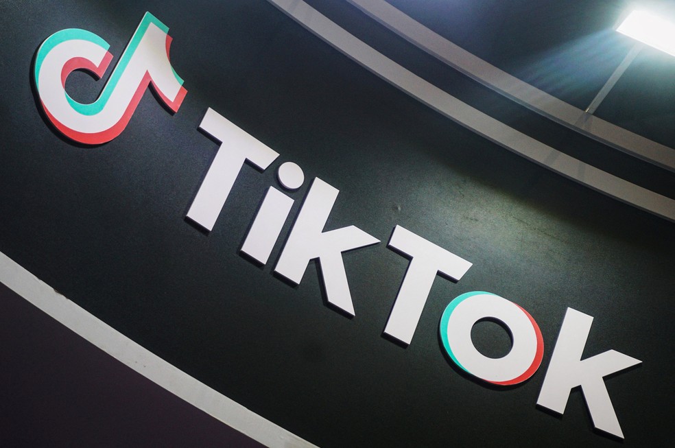 TikTok pode “sair do ar” nos EUA se sua controladora chinesa, a ByteDance, não conseguir vender suas operações americanas para um comprador aprovado antes do prazo que expira nesta semana — Foto: Bloomberg
