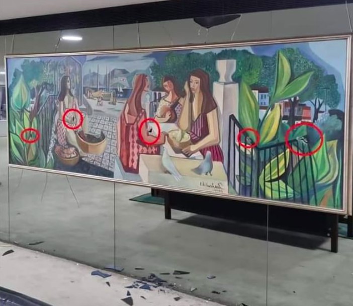 O quadro "Mulatas", de Di Cavalcanti, danificado durante ação terrorista no Palácio do Planalto — Foto: Reprodução da internet