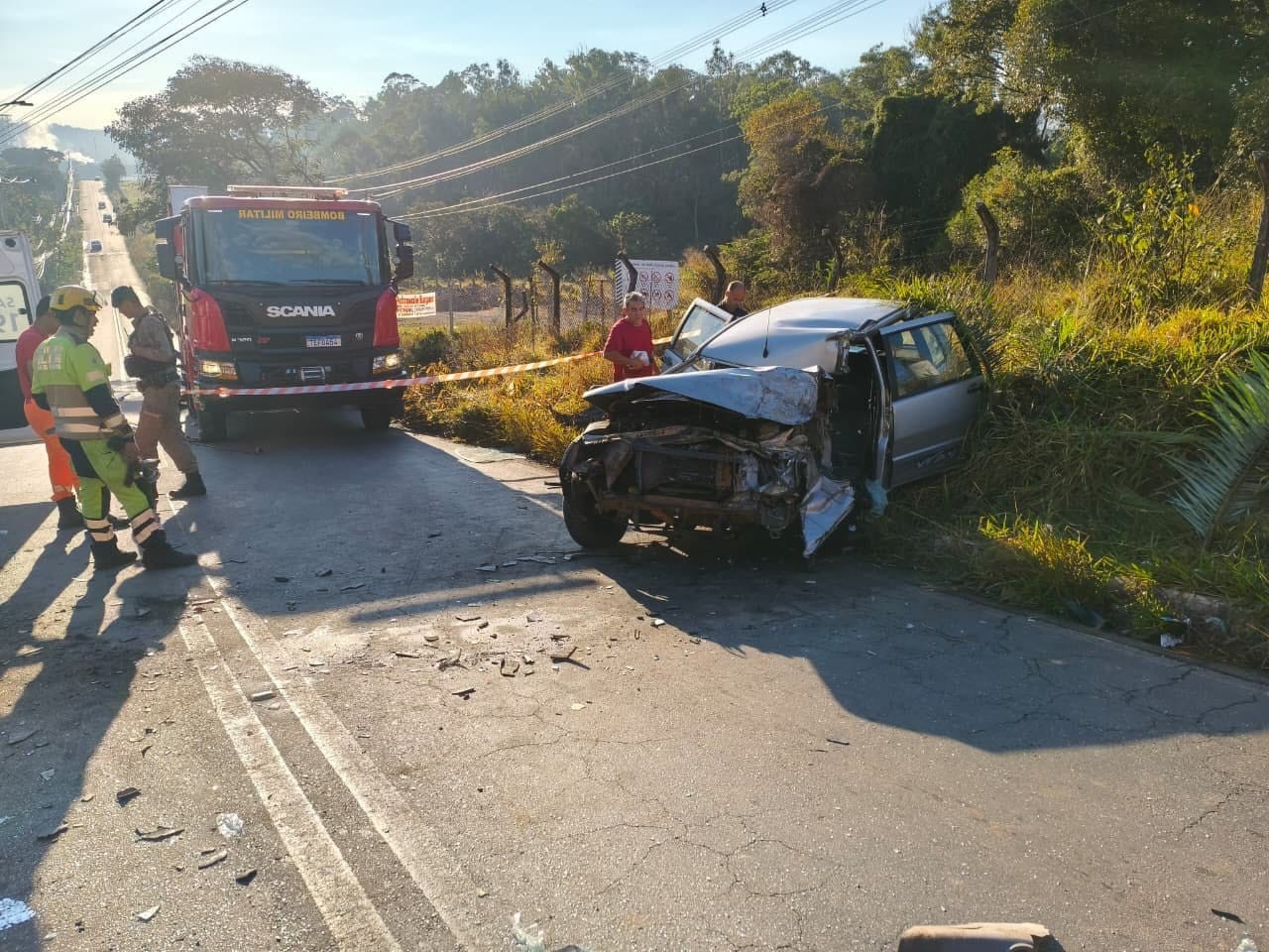 Homem morre após capotamento de carro na MG-050