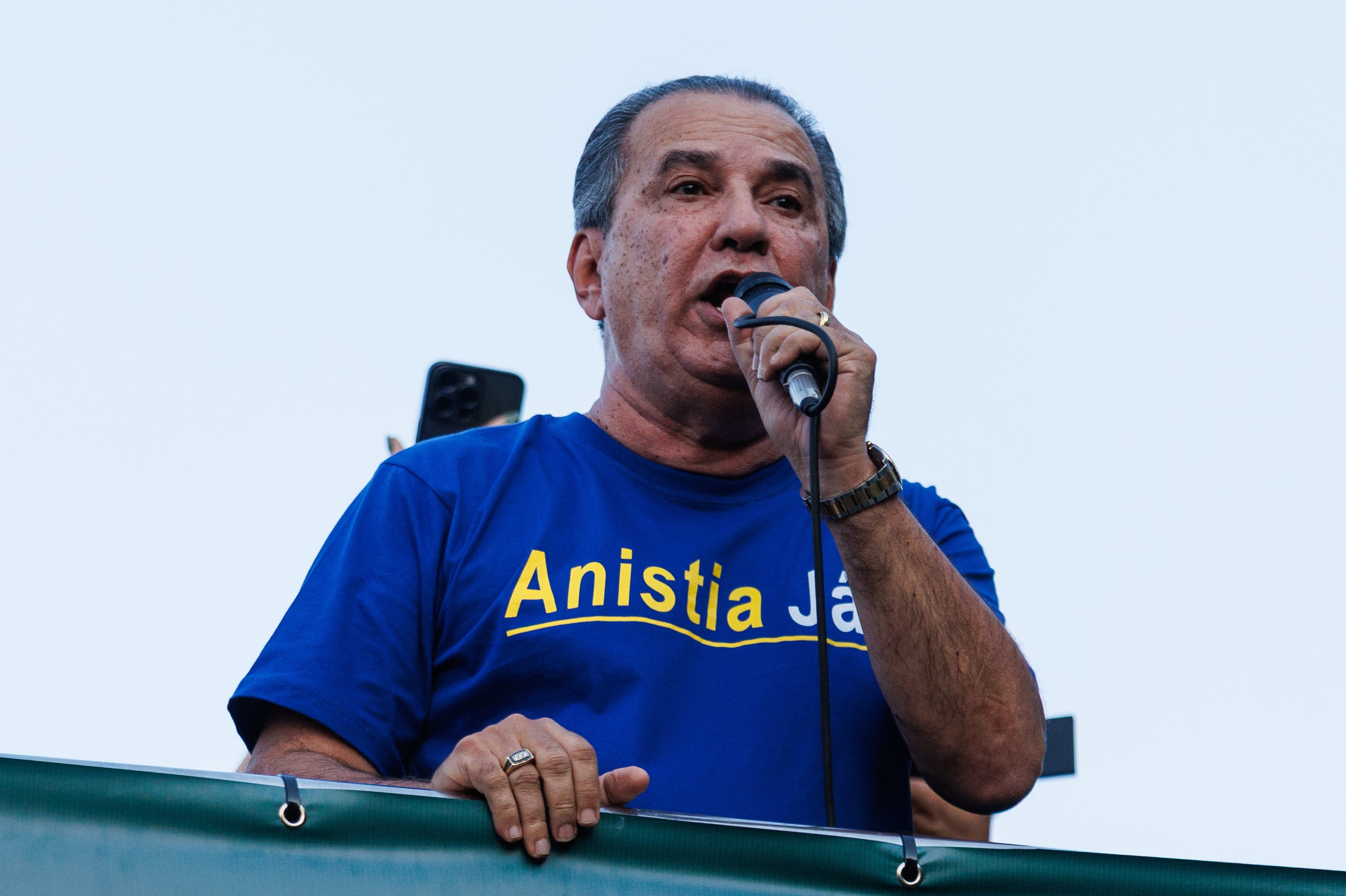 Malafaia acusa casal Moraes de 'tr&aacute;fico de influ&ecirc;ncia' por contrato de escrit&oacute;rio com Banco Master