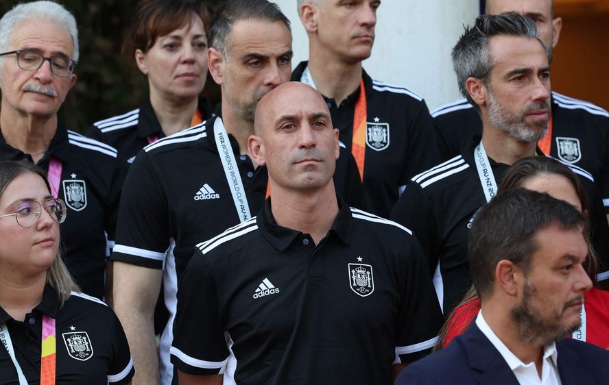 O presidente da Federação Espanhola de Futebol (RFEF) no Palácio La Moncloa, em Madri, Espanha (2023).