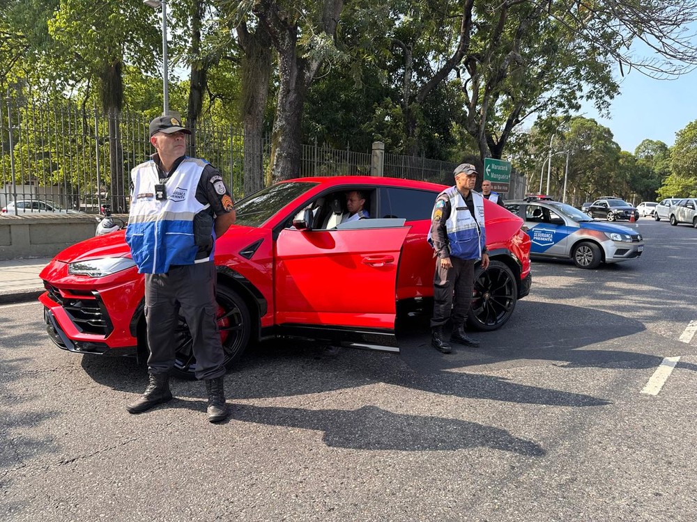 Roubo de veículos triplicou na área onde carro de luxo do rapper Xamã ...