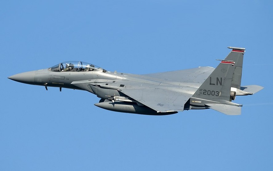 Caça F-15