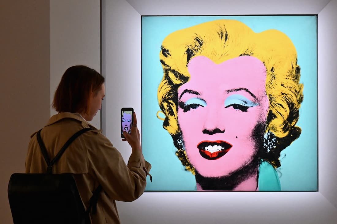 7º - A serigrafia 'Shot sage blue Marilyn' (1964), de Andy Warhol, foi leiloada por US$ 195 milhões em março de 2022 