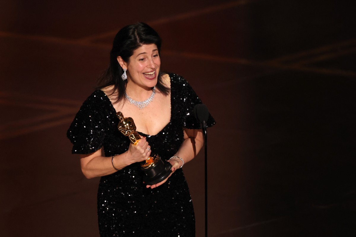 Cassandra Kulukundis vence o Oscar de Melhor Direção de Elenco por "Uma batalha após a outra" — Foto: Patrick T. Fallon / AFP