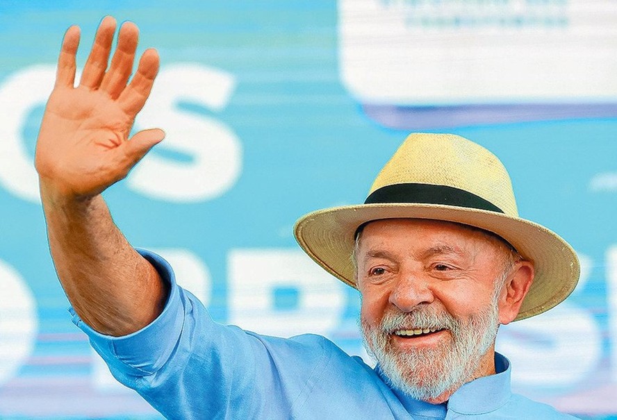 Lula em visita ao Ceará: presidente intensificou viagens e cobra ministérios por mais inaugurações